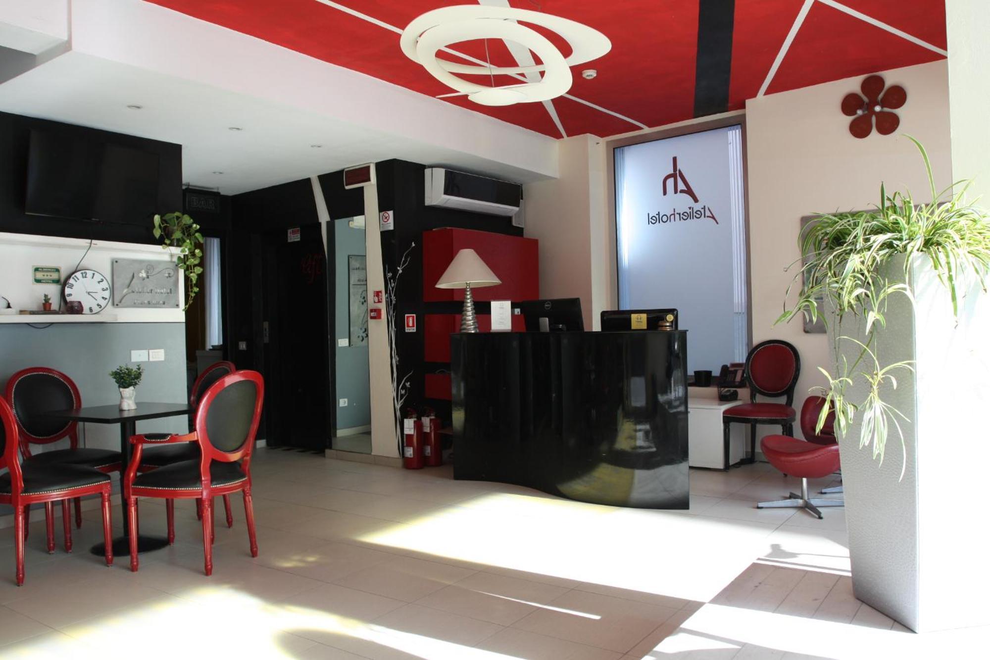 Happy Hotel Atelier Gardone Riviera Centro & Beach ภายนอก รูปภาพ